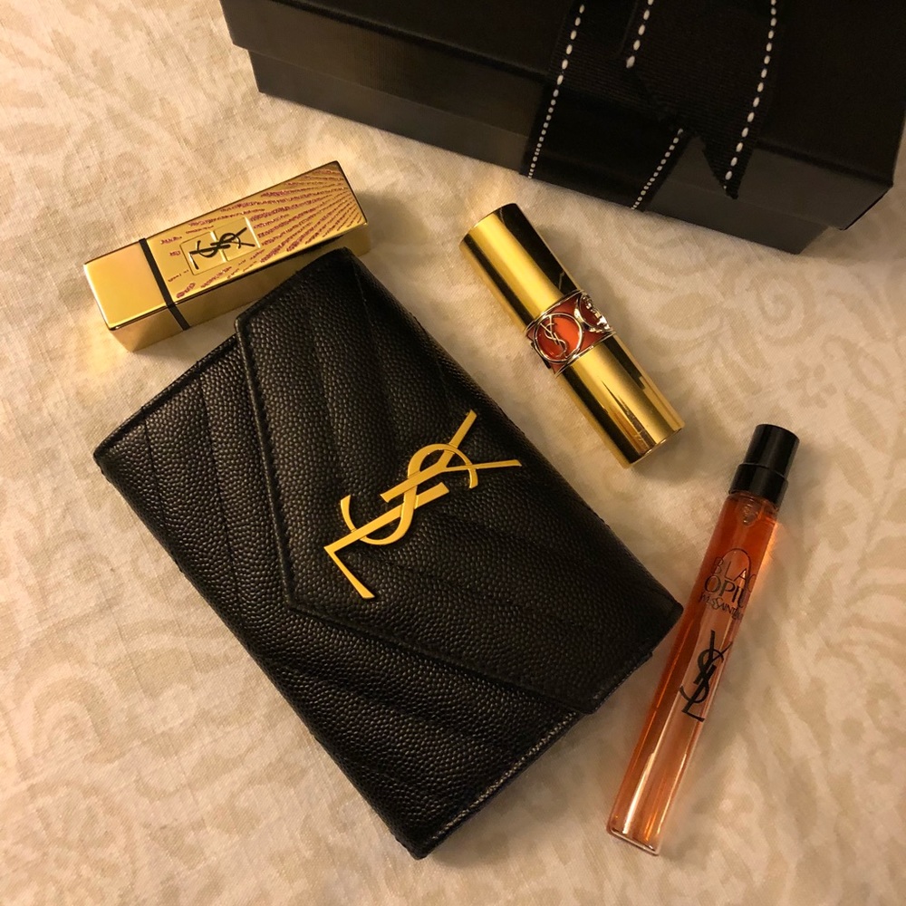 YSL Monogram Quilted Wallet - Picture 7 of 8